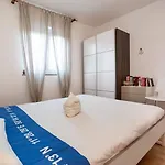 Leylandia House Канфанар