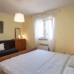 Leylandia House Канфанар