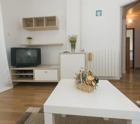 Apartment Leylandia