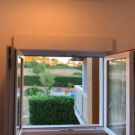 Leylandia Apartment *